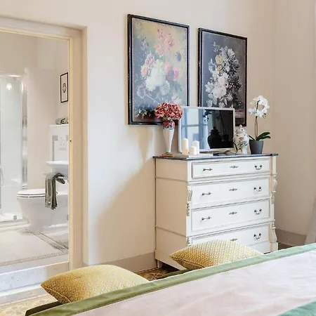 The Park View 4 Bedrooms With Terrace And Elevator Inside The Walls Of