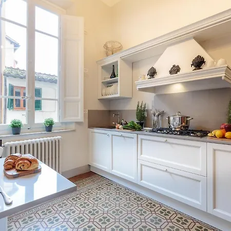 The Park View 4 Bedrooms With Terrace And Elevator Inside The Walls Of Apartman *