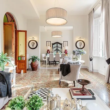 The Park View 4 Bedrooms With Terrace And Elevator Inside The Walls Of Apartman *