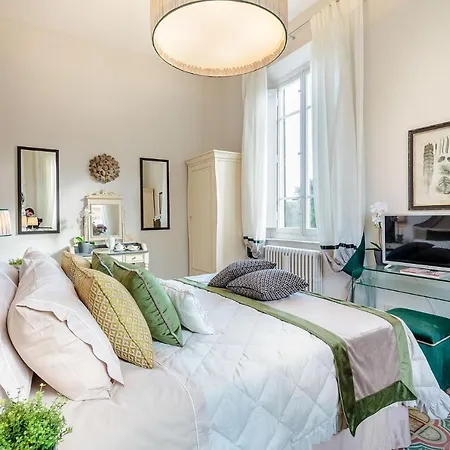 The Park View 4 Bedrooms With Terrace And Elevator Inside The Walls Of * Lucca
