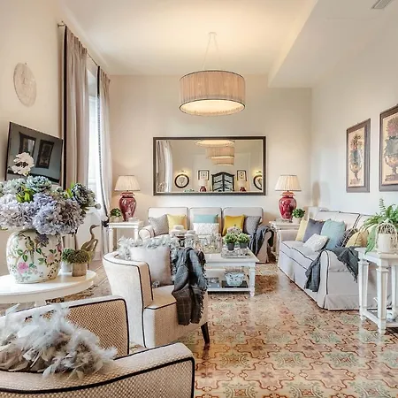 Apartman The Park View 4 Bedrooms With Terrace And Elevator Inside The Walls Of *